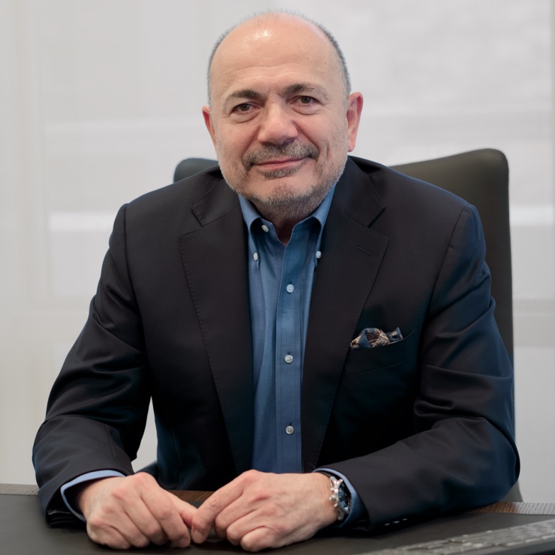 Prof. Dr. Sinan Zeren - Üroloji Uzmanı